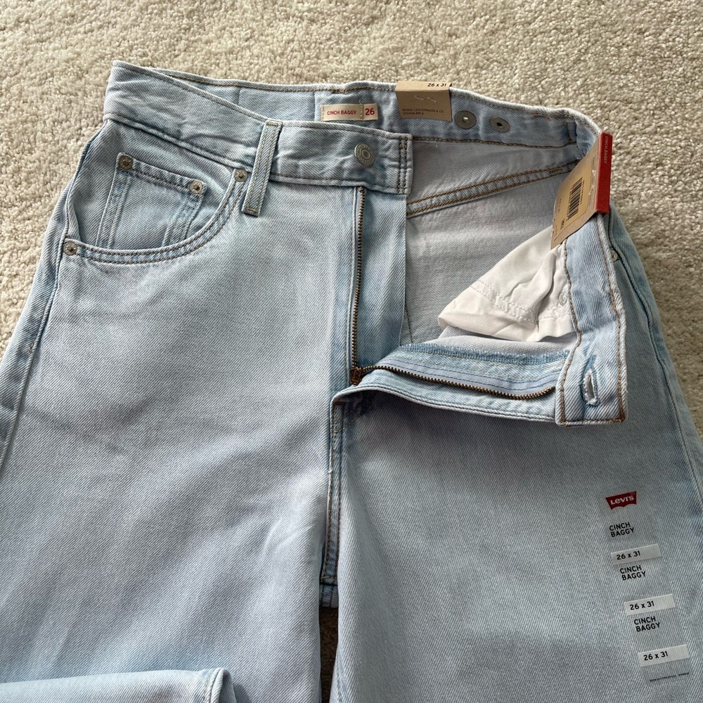 NWT Levi's Cinch Baggy High Rise Women's Jeans Size 26/31 - Picture 5 of 14